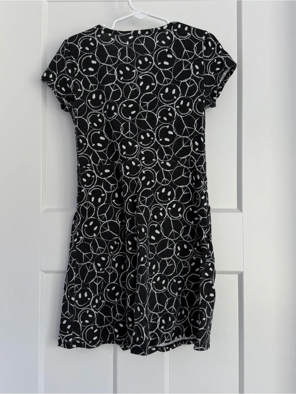 wonder nation Black Short Sleeve Smiley Face Casual Dress